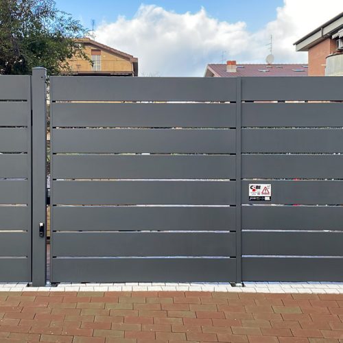 Cancello KIKO Modern - Cancelli automatici Roma a doghe - chiavi in mano - CEBI Srl